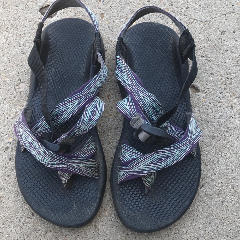 Women’s Chacos Size 8